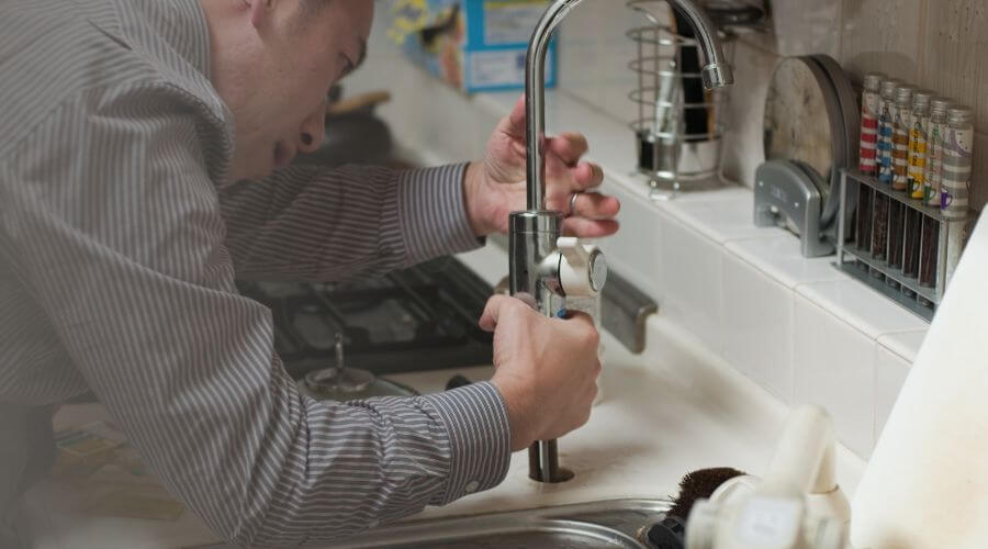 Local expert plumbing services in Shannon, IL